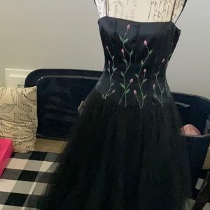 De-LARU tool gown black with Hand painted flowers!